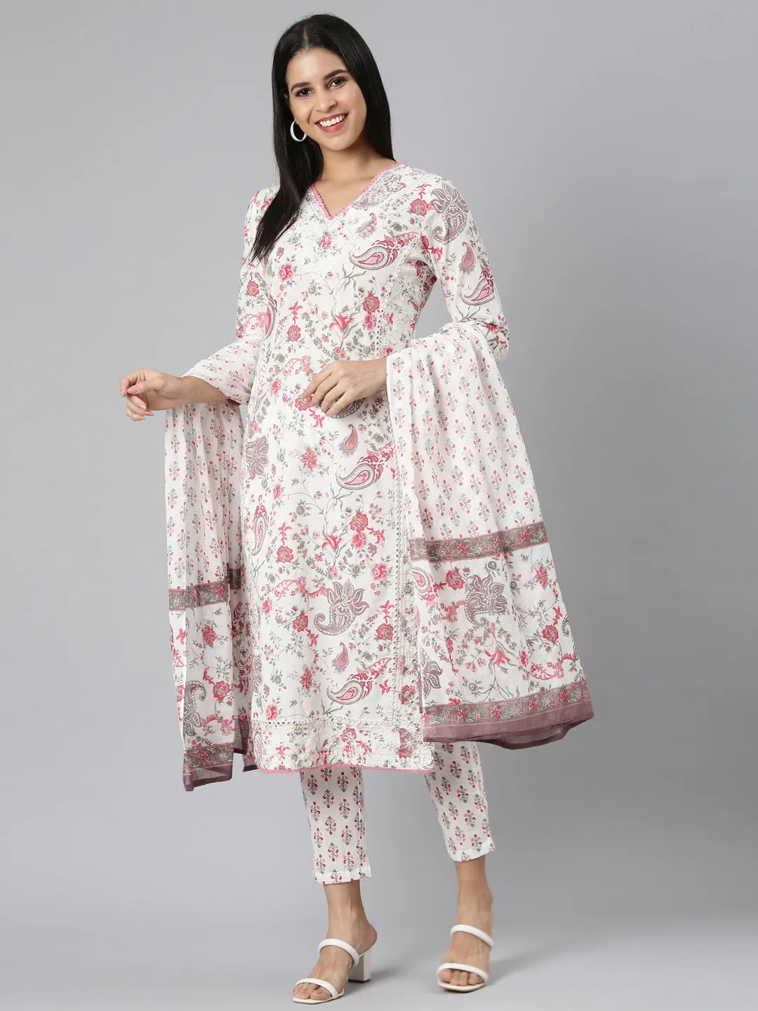 Neerus Red Regular Straight Printed Kurta and Trousers With Dupatta