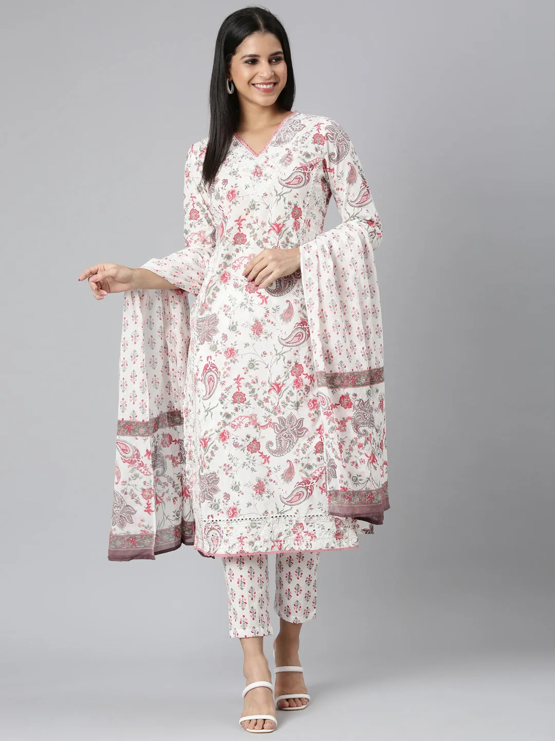 Neerus Red Regular Straight Printed Kurta and Trousers With Dupatta